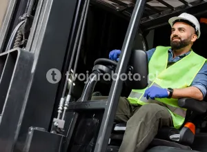 Працівник логістичного складу