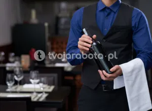 Офіціант
