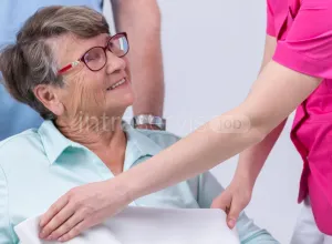 Опекунка для пожилой пани