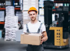 Працівник складу