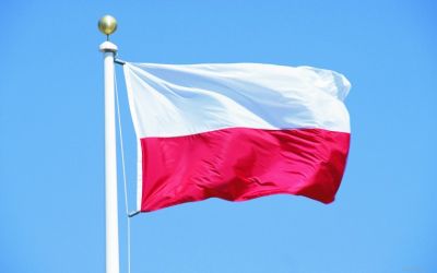2 мая - день флага Польши