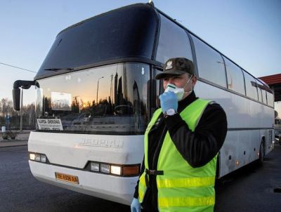 Straż Granicznа: люди на автобусах и бусах могут вернуться в Польшу