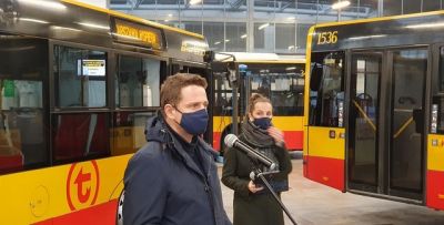 В Варшаве оборудовали два автобуса для заболевших COVID-19