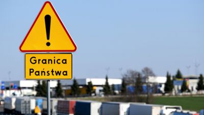 Польша официально продлила закрытие границ до 13 апреля