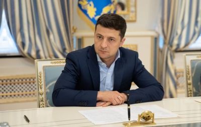 Президент Украины подписал закон о бесплатном предоставлении консульских услуг