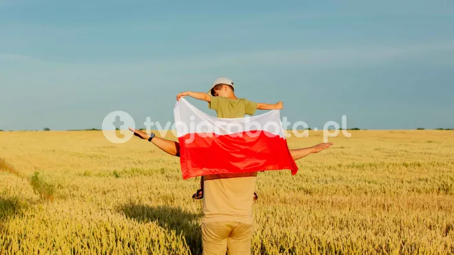 Почему выгодно иметь польский паспорт